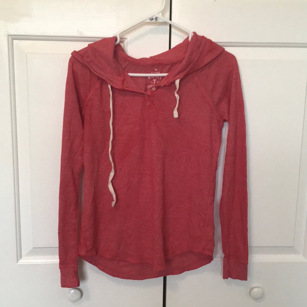 American eagle hooded long sleeve tee red